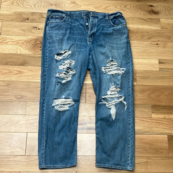 American Eagle Outfitters Denim - American Eagle Outfitters Relaxed distressed  Blue Jeans 20 Long